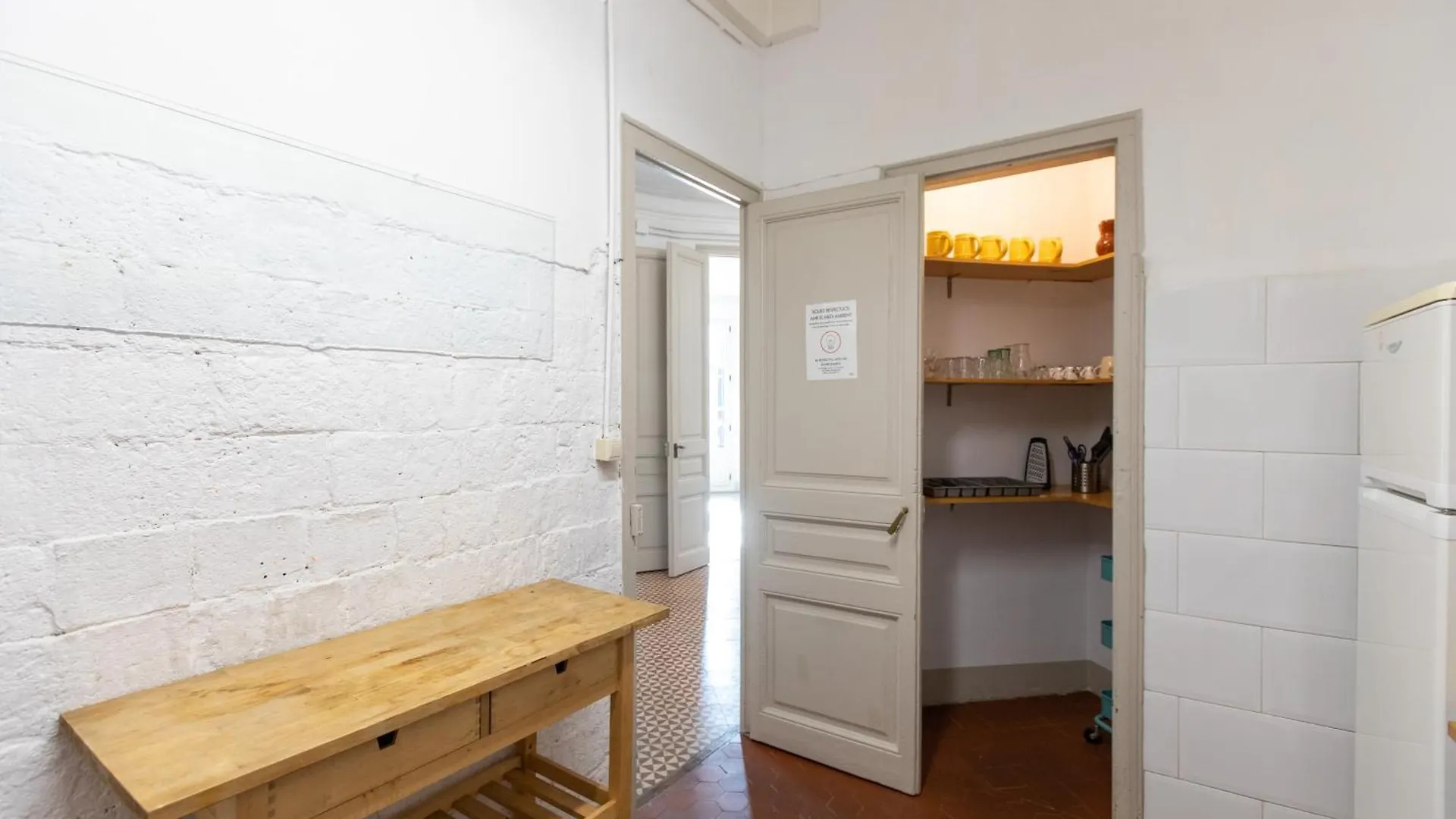 B21-Apartamento Modernista Para Grupos Barcelona 0*,