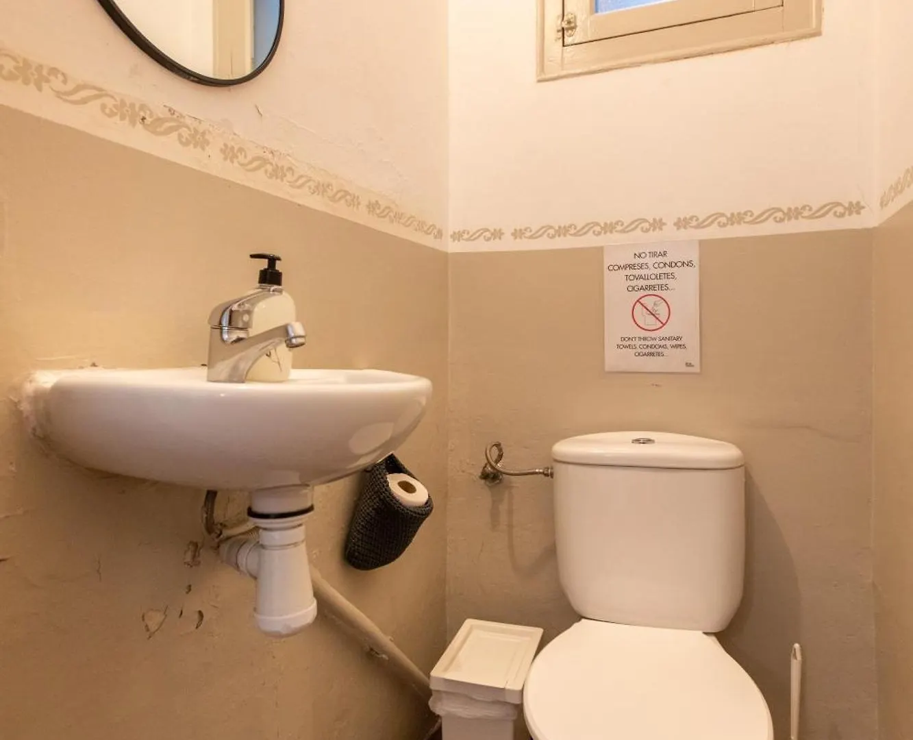 B21-Apartamento Modernista Para Grupos Barcelona Apartment
