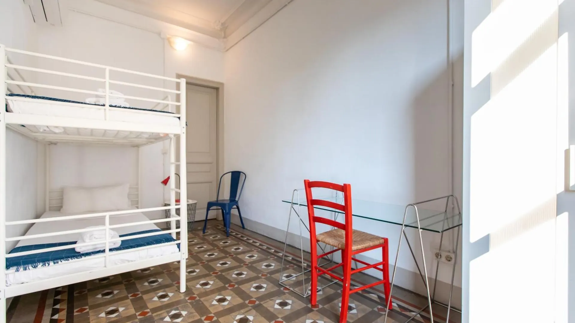 Apartment B21-Apartamento Modernista Para Grupos Barcelona