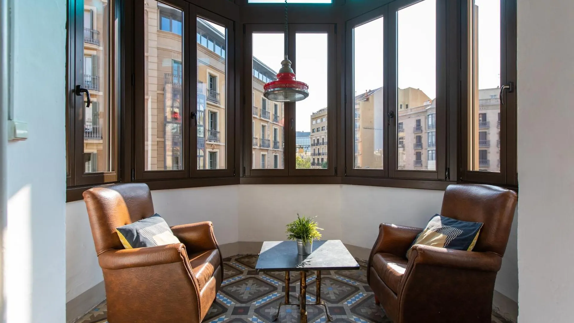 Apartment B21-Apartamento Modernista Para Grupos Barcelona