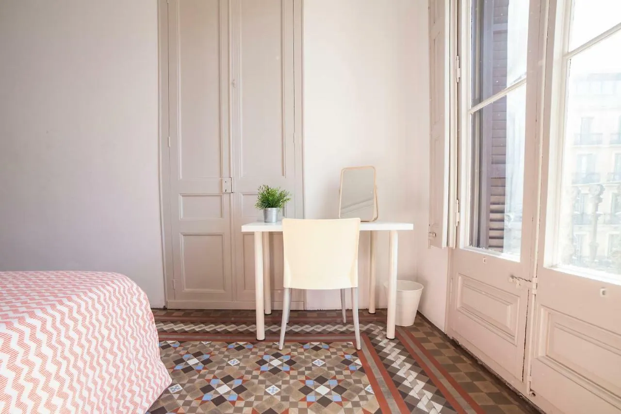 Apartment B21-Apartamento Modernista Para Grupos Barcelona Spain